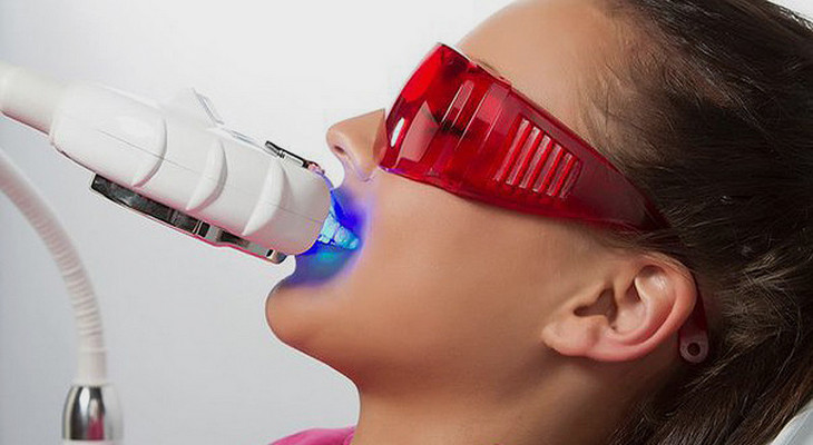 Файл:White&Smile 6.jpg