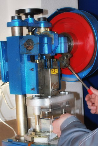 Файл:Cardzavod 2.jpg