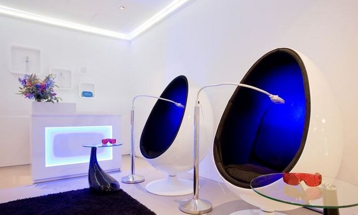 Файл:White&Smile 4.jpg