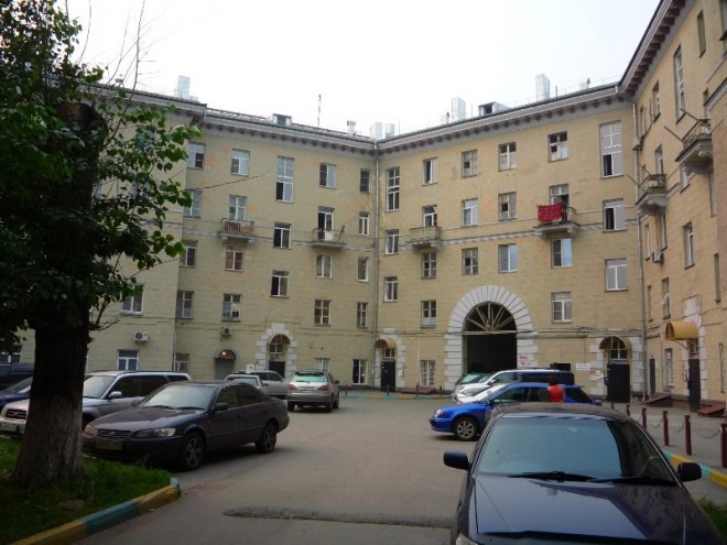 Файл:Дзержинского проспект 4.jpg