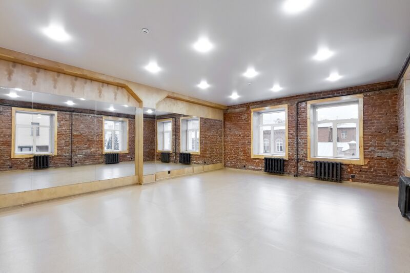 Файл:Коммунистическая 48 офис 2 (2).jpg