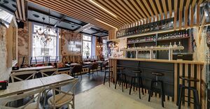 GAGEN BAR AUCTIONS 10.jpg