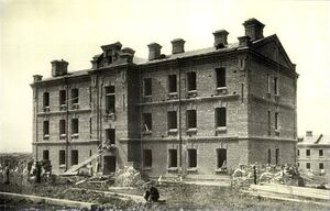 Жилой дом для двенадцати младших холостых офицеров.jpg