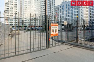 Немировича-Данченко 148-1 МОСТ 8.jpg