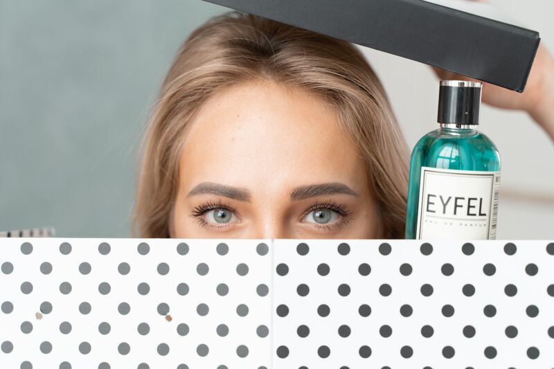 Файл:EYFEL Perfume.jpg