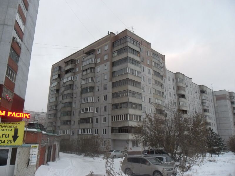 Файл:Ватутина 85а.jpg