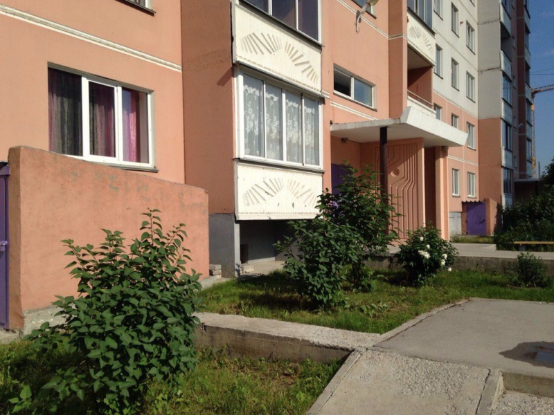 Файл:Волховская 33-1.jpg