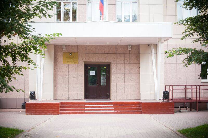 Файл:Средняя общеобразовательная школа №99.jpg