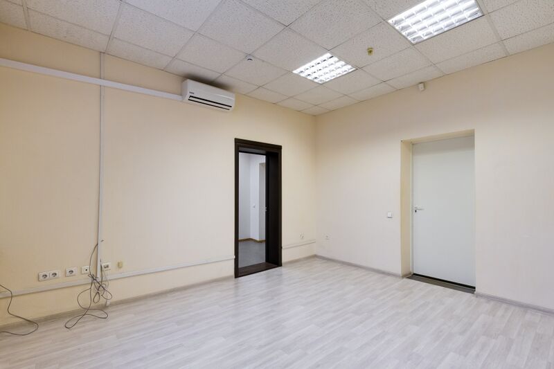 Файл:Коммунистическая 48 офис 7 (1).jpg