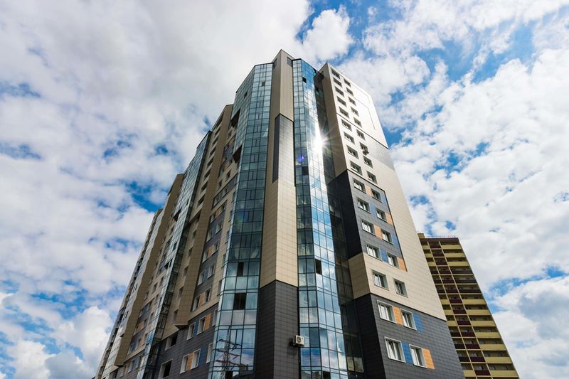 Файл:Дзержинского проспект 34-2 (1).jpg