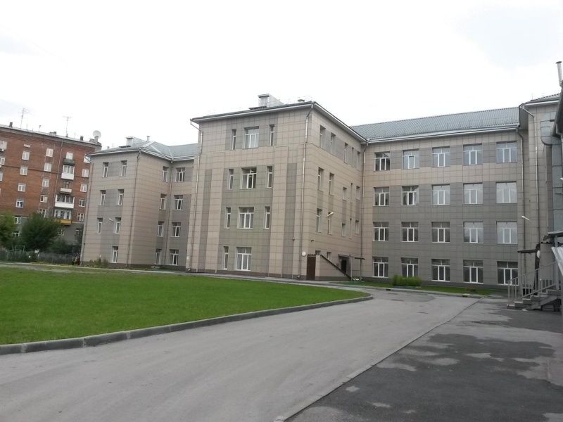 Файл:Гимназия №9.jpg