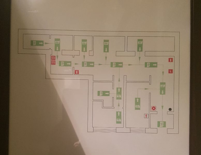 Файл:32469939 (планировка).jpg