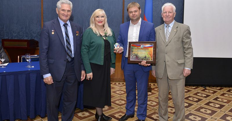 Файл:ЮниБрайт 6.jpg