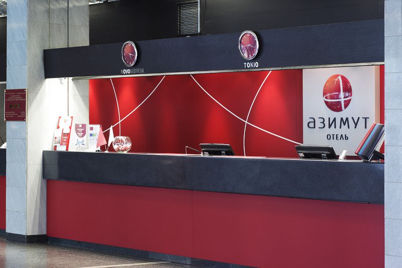 Файл:Азимут отель 2 (Сибирский неон).jpg
