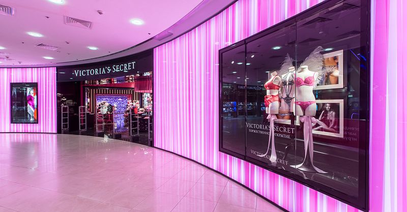 Файл:Victoria's Secret 2.jpg