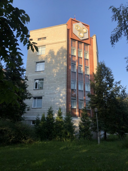 Файл:Академика Лаврентьева проспект 9.jpg