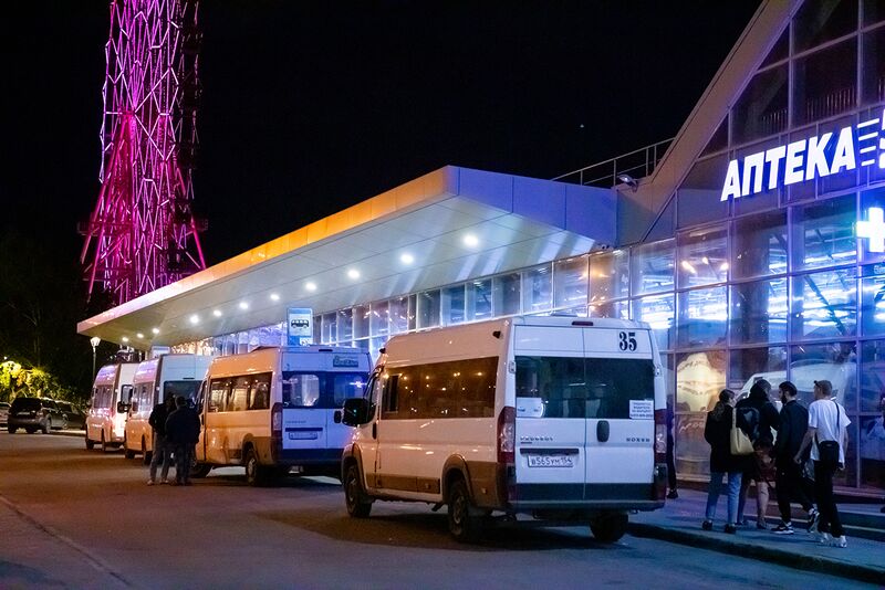 Файл:Большевистская 45-1 (2).jpg