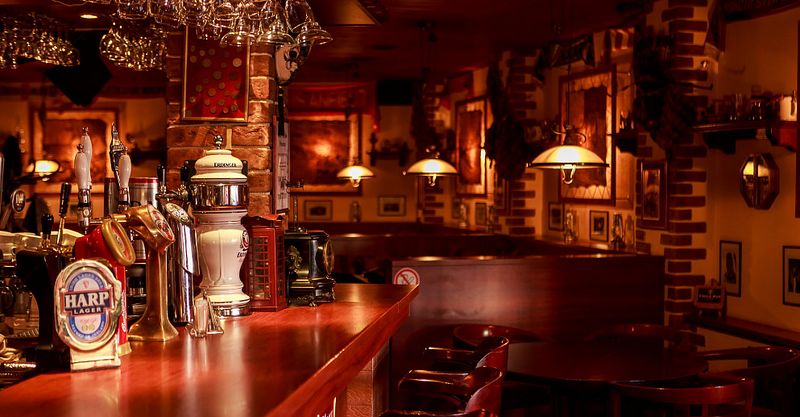 Файл:Glory Pub 6.jpg