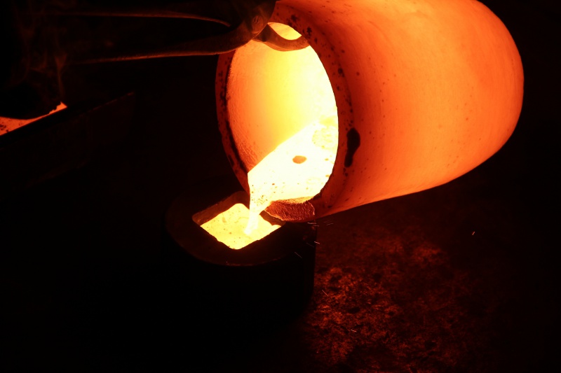 Файл:Отливка золота.jpg