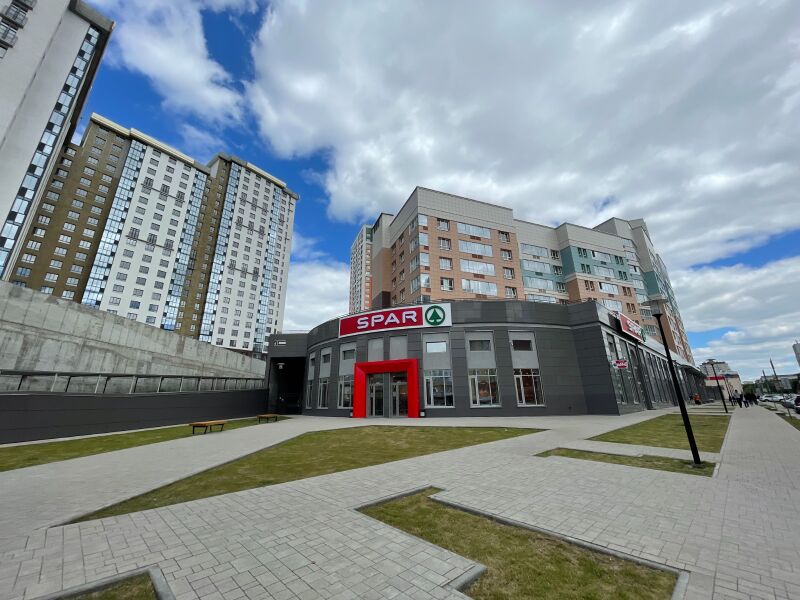 Файл:Некрасова 41 Spar.jpg