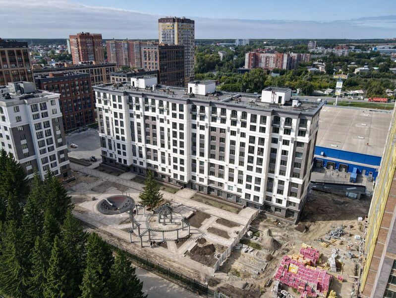 Файл:Красный проспект 220-6 (август 2021).jpg