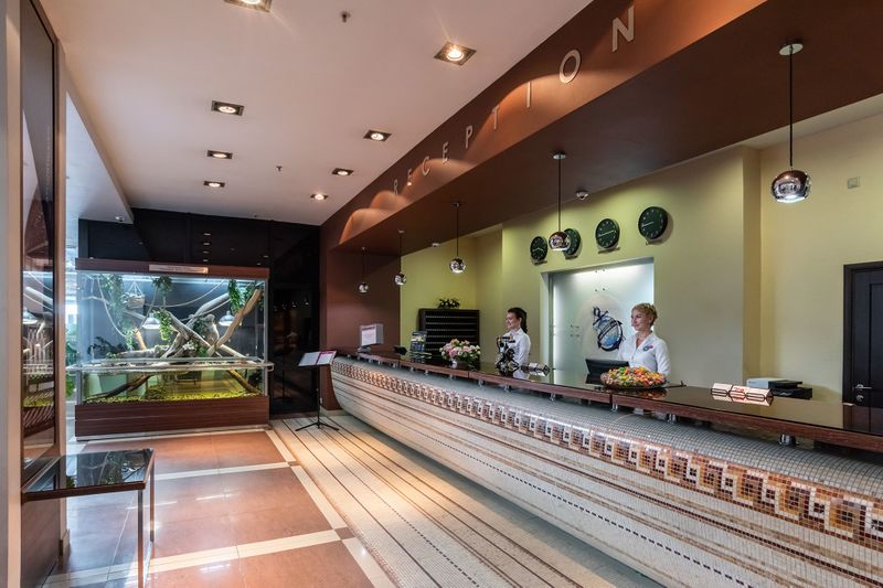 Файл:Marins park hotel novosibirsk.jpg