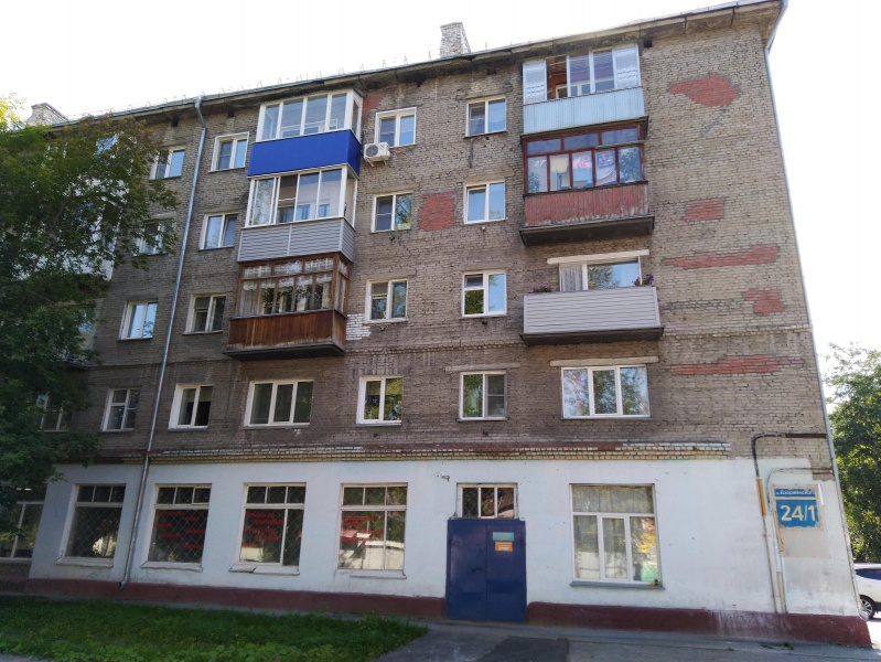 Файл:Дзержинского проспект 24-1.jpg