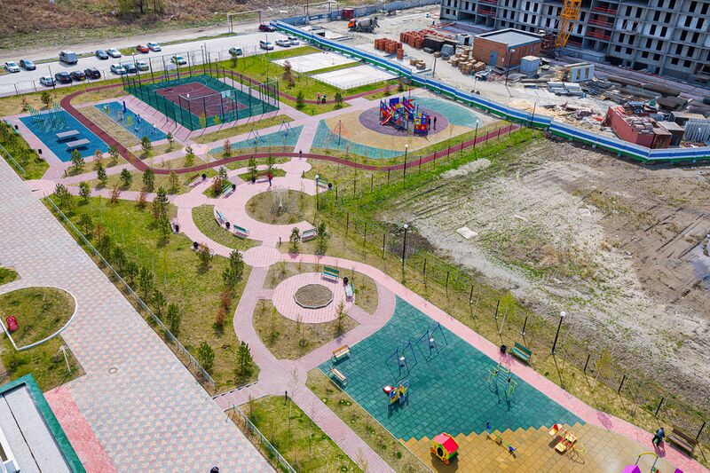 Файл:Забалуева 90 (лето) 9.jpg