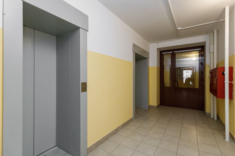 Файл:2-й микрорайон 229 (6).jpg