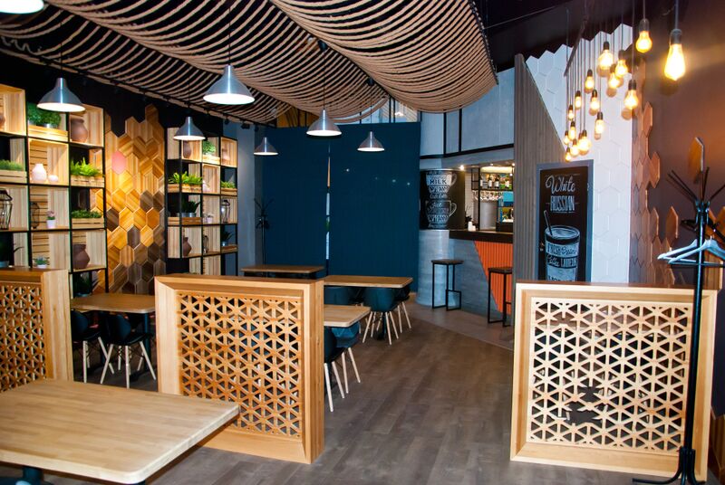 Файл:Версаль 8 минут.jpg