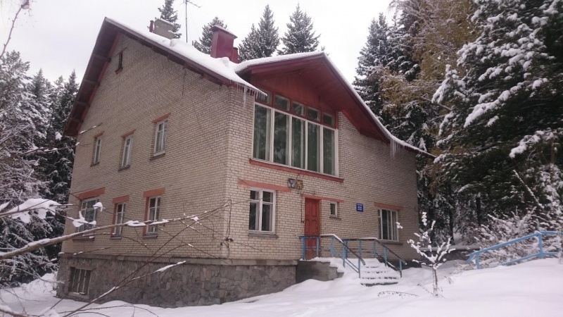 Файл:Золотодолинская 77.jpg