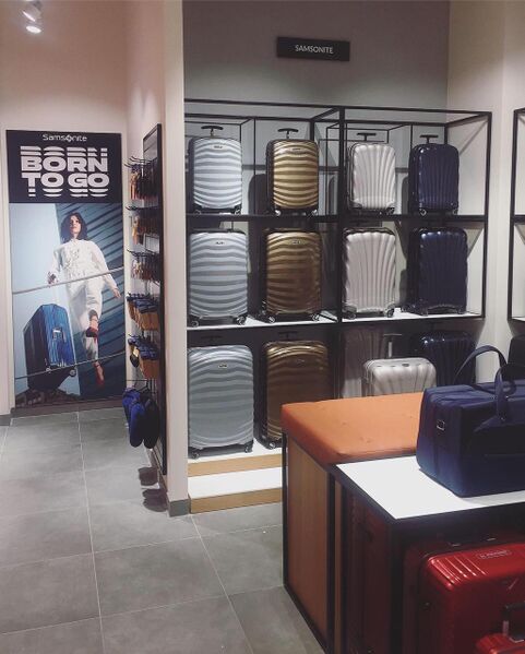 Файл:Галерея Samsonite.jpg