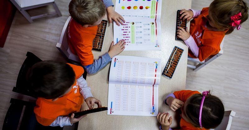 Файл:Fox&Kids 3.jpg