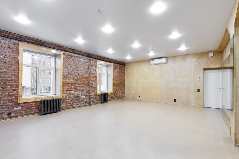 Файл:Коммунистическая 48 офис 2 (4).jpg