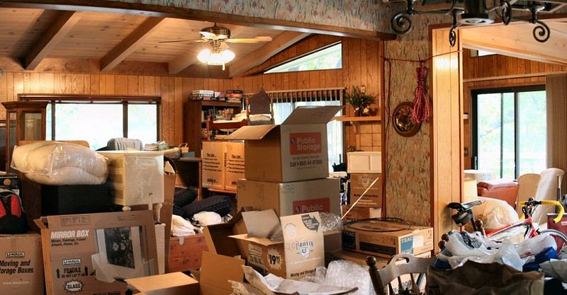 Файл:PRO.MOVING 3.jpg