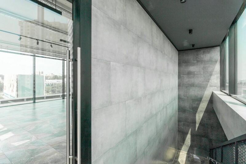 Файл:Немировича-Данченко 122а (6 этаж 1).jpg