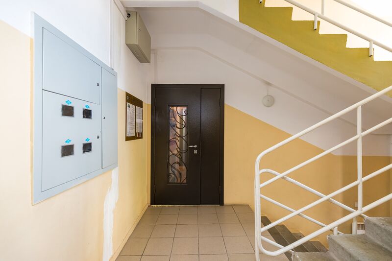 Файл:Кирова 354 (подъезд 3).jpg