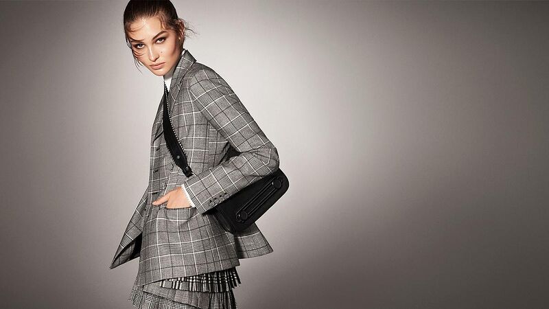 Файл:МЕГА Zara.jpg