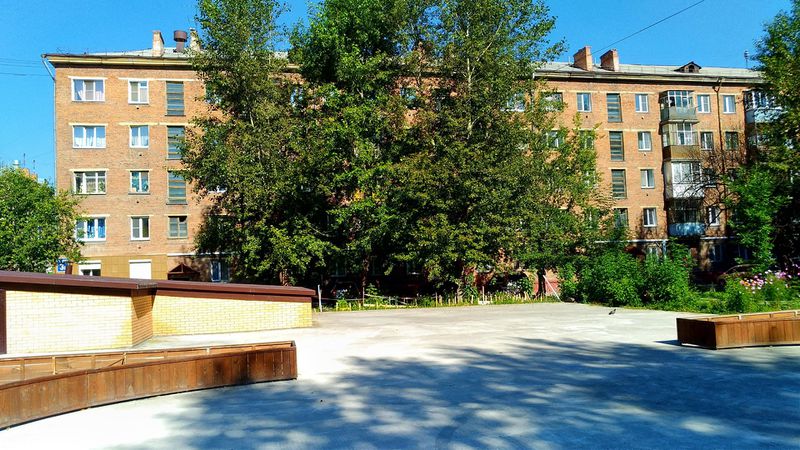 Файл:Карла Маркса проспект 3а.jpg