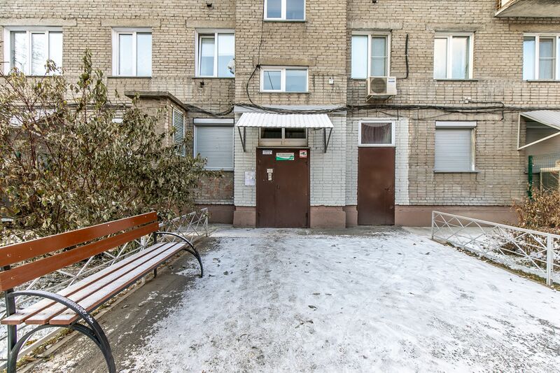 Файл:Красный проспект 98 (5).jpg