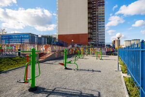 Кавалерийская 25 (лето).jpg