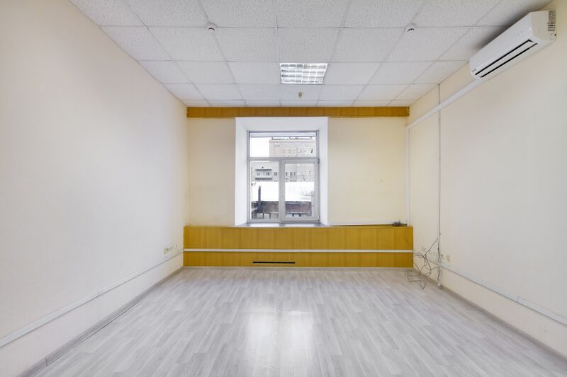 Файл:Коммунистическая 48 офис 7 (2).jpg