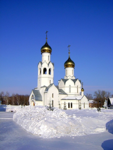 Файл:Собор Михаила Архангела.jpg