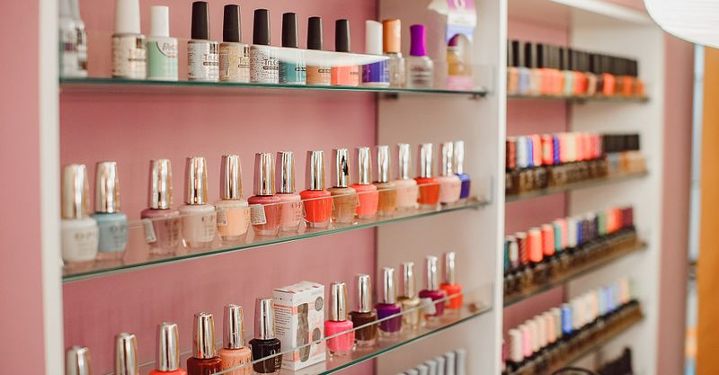 Файл:Beauty Bar 4.jpg